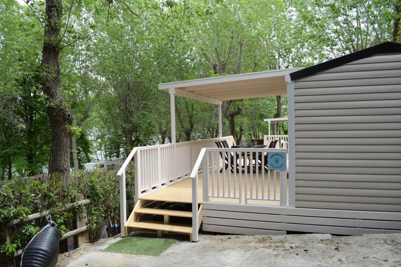 Camping Gabicce Monte 加比切马莱 外观 照片