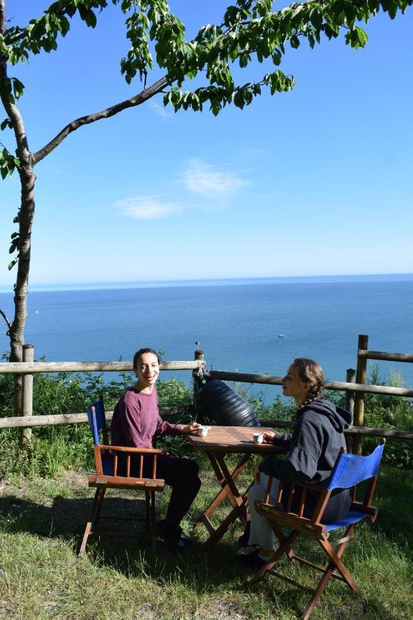 Camping Gabicce Monte 加比切马莱 外观 照片